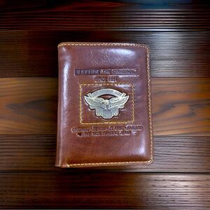 Real leather Cefiro - vertical type with decorative eagled metal on front side